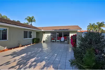 22568 Castle Crag Drive, Canyon Lake, CA 92587 - Photo 8