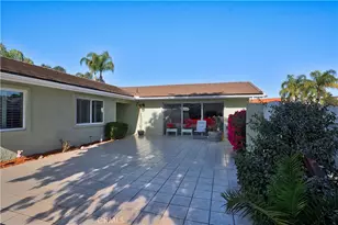 22568 Castle Crag Dr, Canyon Lake, CA 92587 - Photo 8