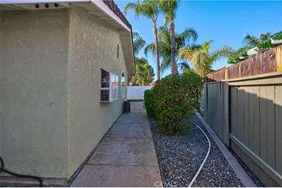 22568 Castle Crag Drive, Canyon Lake, CA 92587 - Photo 40