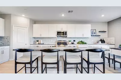 17562 Bassets Street, Hesperia, CA 92345 - Photo 2