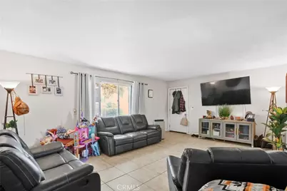 563 W Main, San Jacinto, CA 92583 - Photo 2