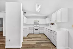 2995 Joshua, Hemet, CA 92545 - Photo 16