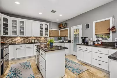 29110 Longhorn, Canyon Lake, CA 92587 - Photo 18