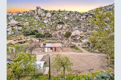 31300 Ruth Lane, Homeland, CA 92548 - Photo 18
