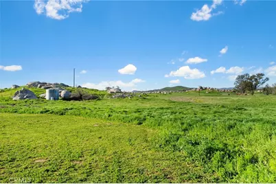 31615 Leon, Winchester, CA 92596 - Photo 50