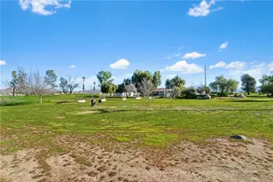 31615 Leon Rd, Winchester, CA 92596 - Photo 34