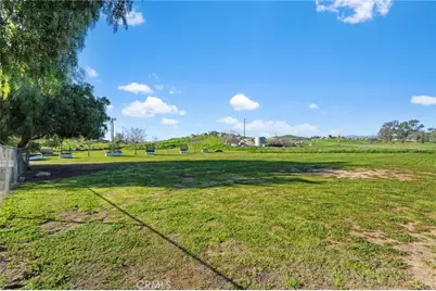 31615 Leon, Winchester, CA 92596 - Photo 48