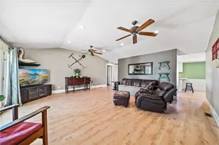 31615 Leon Rd, Winchester, CA 92596 - Photo 10