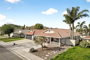 3688 Sydney, Hemet, CA 92545 - Photo 4