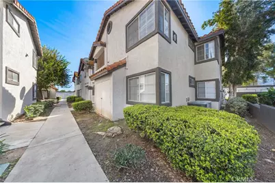 16377 Lakeshore #6K, Lake Elsinore, CA 92530 - Photo 2