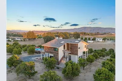 33851 Madera De Playa, Temecula, CA 92592 - Photo 2