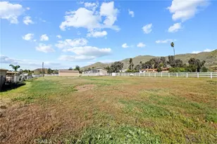 32974 Grand, Winchester, CA 92596 - Photo 2