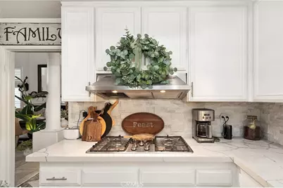 40027 Gibraltar, Murrieta, CA 92562 - Photo 18