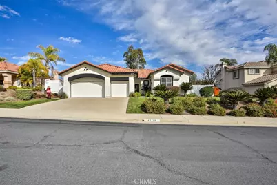 42729 Settlers, Murrieta, CA 92562 - Photo 2