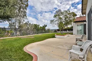 42729 Settlers, Murrieta, CA 92562 - Photo 12