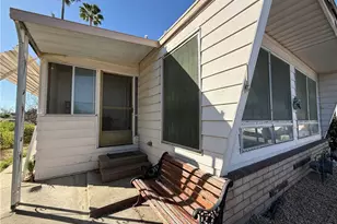 1536 S State Street, Hemet, CA 92543 - Photo 2