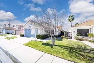 29831 Coral Tree Ct, Menifee, CA 92584 - Photo 4