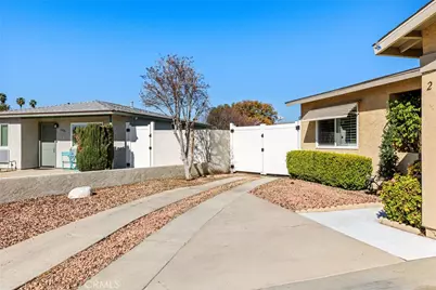 2372 Antigua Court, Hemet, CA 92545 - Photo 4