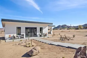 5145 Tom Mix, Pioneertown, CA 92268 - Photo 4
