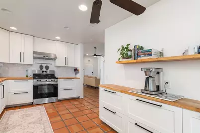 23825 Corte Picante, Murrieta, CA 92562 - Photo 10