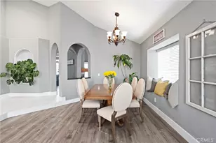 25454 Alpine Ct, Murrieta, CA 92563 - Photo 10