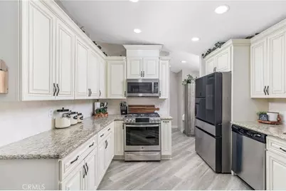 913 S Grand Avenue #47, San Jacinto, CA 92582 - Photo 2