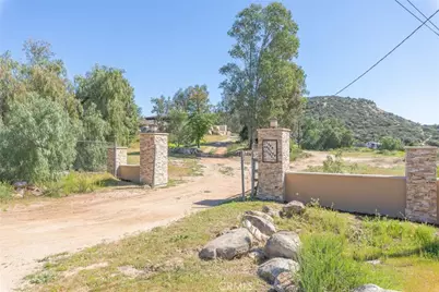 24000 Crab Hollow, Wildomar, CA 92595 - Photo 38