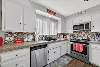 41221 Jamaica, Hemet, CA 92544 - Photo 8