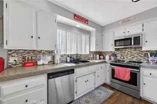 41221 Jamaica, Hemet, CA 92544 - Photo 8