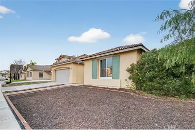 36171 Joltaire, Winchester, CA 92596 - Photo 2