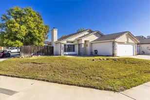 29182 Crestline, Menifee, CA 92584 - Photo 2