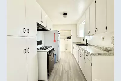 13671 Cedar Street, Trona, CA 93562 - Photo 12