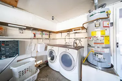 822 Oakhurst Drive, Pomona, CA 91767 - Photo 34