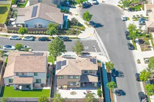 29742 Carmague Ln, Menifee, CA 92584 - Photo 10