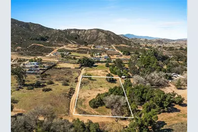 24484 Olive Street, Menifee, CA 92584 - Photo 12