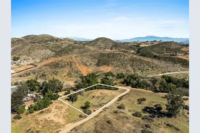 24484 Olive Street, Menifee, CA 92584 - Photo 36