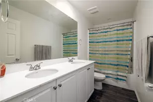 30800 Mossy Bend Ln, Murrieta, CA 92563 - Photo 24