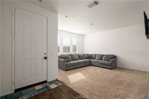 30800 Mossy Bend Ln, Murrieta, CA 92563 - Photo 6