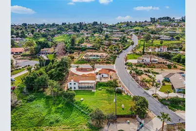 16066 Rancho Verde, Riverside, CA 92506 - Photo 4