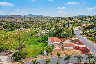 16066 Rancho Verde, Riverside, CA 92506 - Photo 48