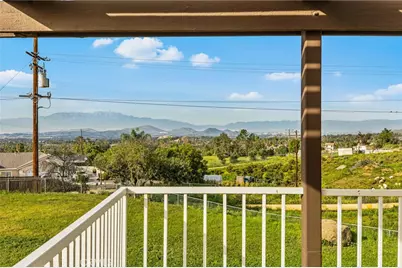 16066 Rancho Verde, Riverside, CA 92506 - Photo 32