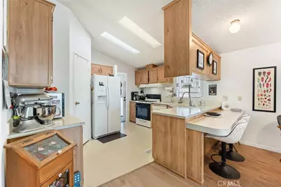 530 W Devonshire Avenue #23, Hemet, CA 92543 - Photo 16