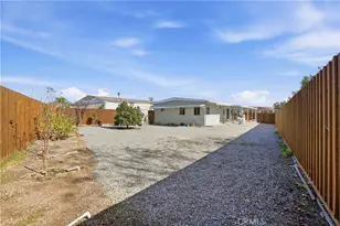 38195 Via Taffia, Murrieta, CA 92563 - Photo 32