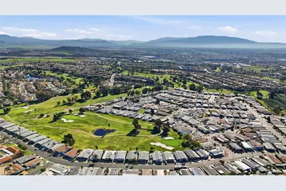 38195 Via Taffia, Murrieta, CA 92563 - Photo 36