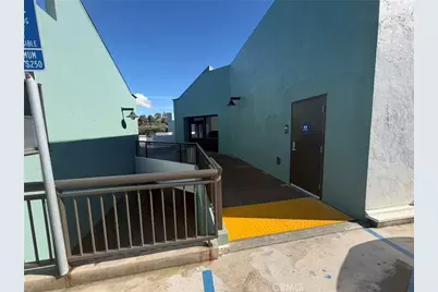 437 S Highway 101 #208, Solana Beach, CA 92075 - Photo 4