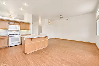 44268 Galicia, Hemet, CA 92544 - Photo 18