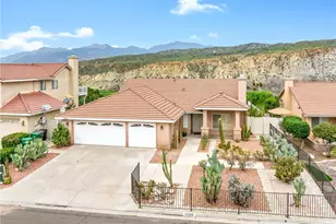 44268 Galicia, Hemet, CA 92544 - Photo 2