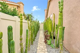 44268 Galicia, Hemet, CA 92544 - Photo 48