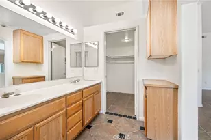 44268 Galicia, Hemet, CA 92544 - Photo 34