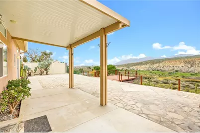 44268 Galicia, Hemet, CA 92544 - Photo 36